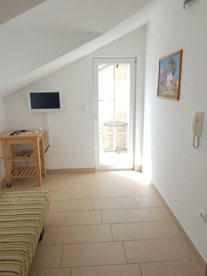 Apartments Palaca Sunca ซรีมา ภายนอก รูปภาพ